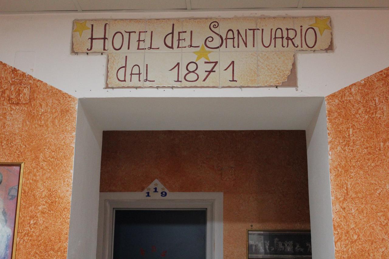 Hotel Il Santuario - Pompei Pompeji Eksteriør billede