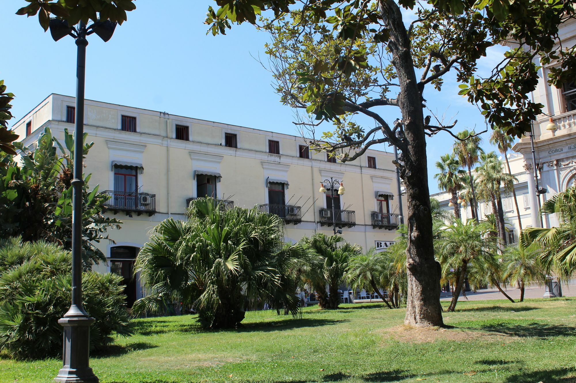 Hotel Il Santuario - Pompei Pompeji Eksteriør billede